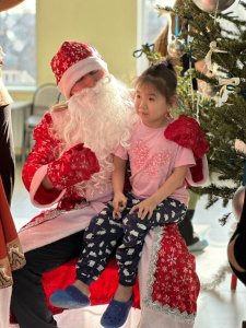 Новый год уже к нам мчится!