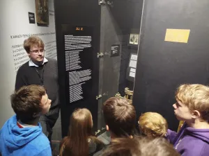 Прикоснуться к красоте и узнать о самом важном